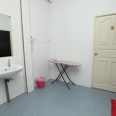 Warni 48 Whole Or Room Muar Bagian luar foto