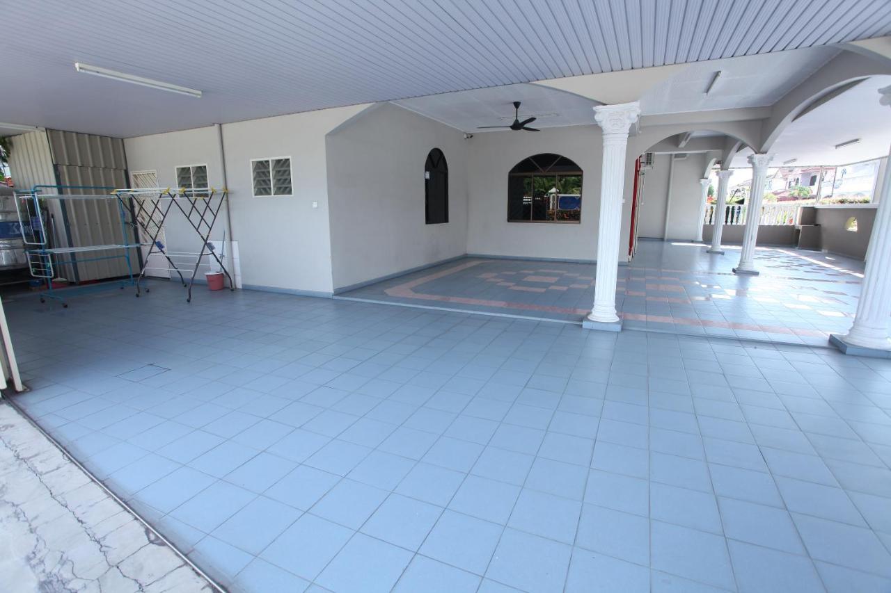 Warni 48 Whole Or Homestay *