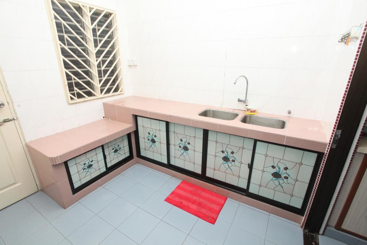 Warni 48 Whole Or Homestay *
